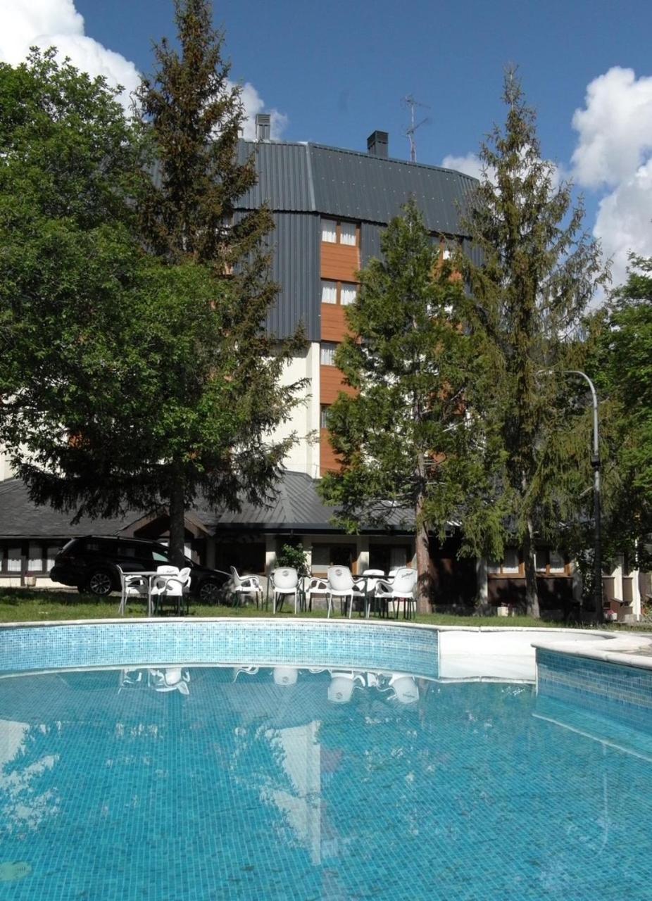 Or Blanc Otel Espot Dış mekan fotoğraf