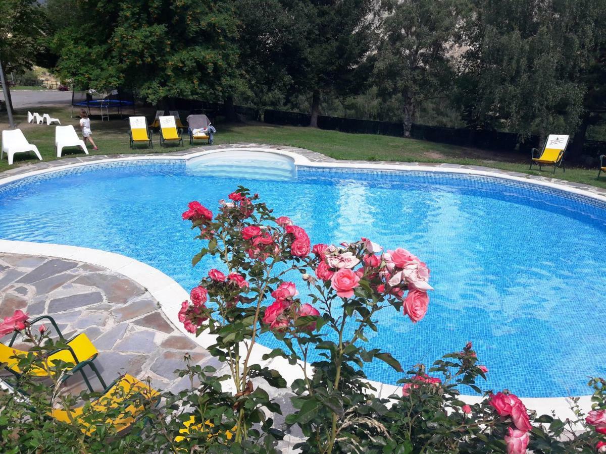 Or Blanc Otel Espot Dış mekan fotoğraf